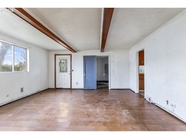 805 Se 197TH Ave, Portland, OR 97233