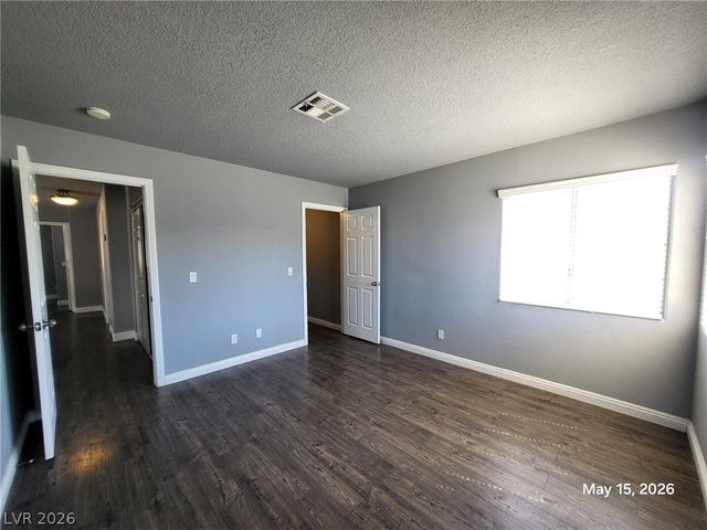 528 South Tomsik Street, Las Vegas, NV 89145