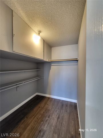 528 South Tomsik Street, Las Vegas, NV 89145