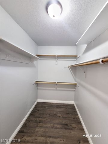 528 South Tomsik Street, Las Vegas, NV 89145