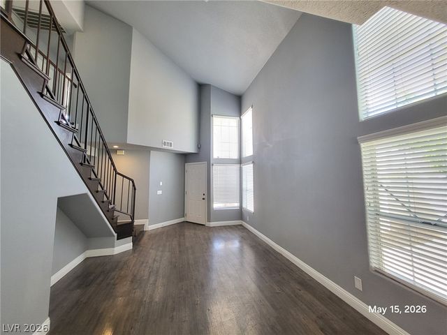 528 South Tomsik Street, Las Vegas, NV 89145