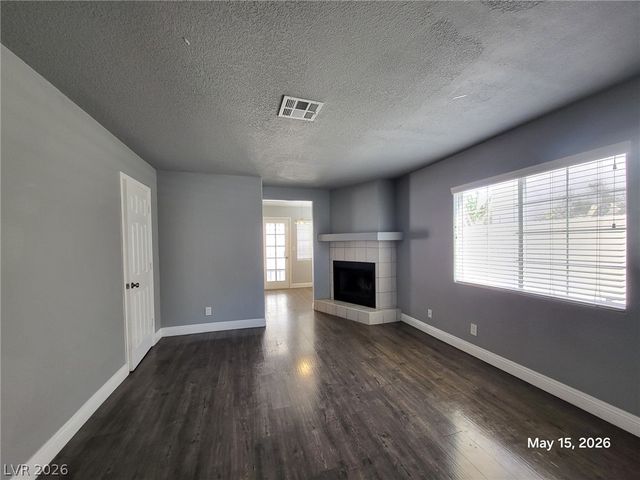 528 South Tomsik Street, Las Vegas, NV 89145