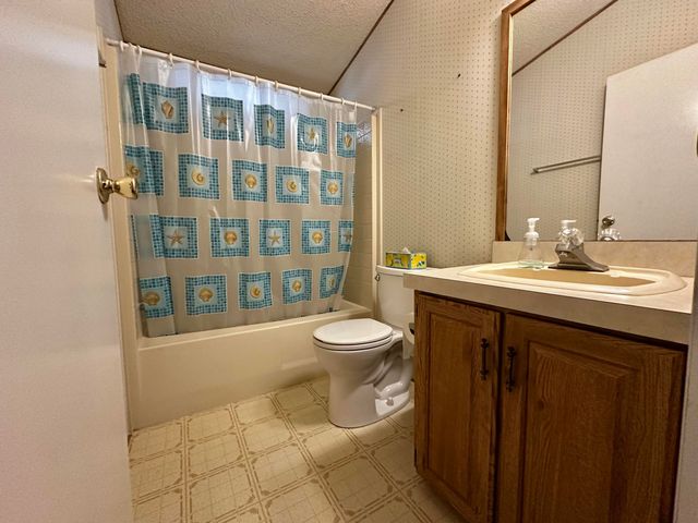 2300 W Morton Avenue 163, Porterville, CA 93257