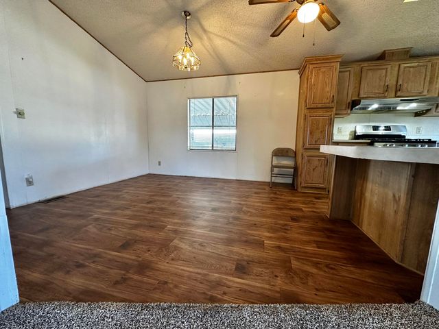 2300 W Morton Avenue 163, Porterville, CA 93257