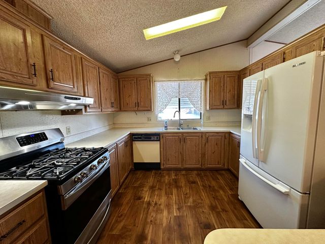 2300 W Morton Avenue 163, Porterville, CA 93257