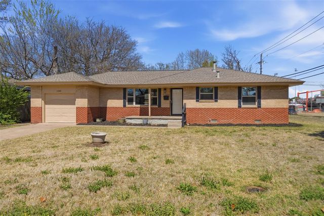 1203 Barbour Street, Norman, OK 73069