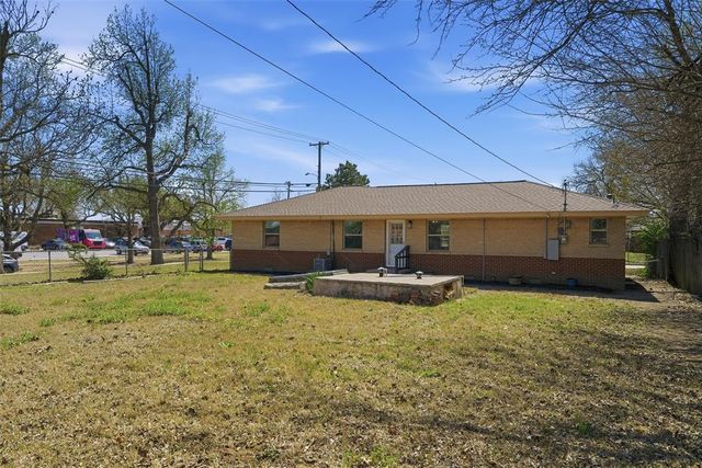 1203 Barbour Street, Norman, OK 73069