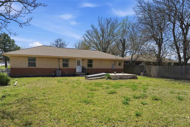 1203 Barbour Street, Norman, OK 73069