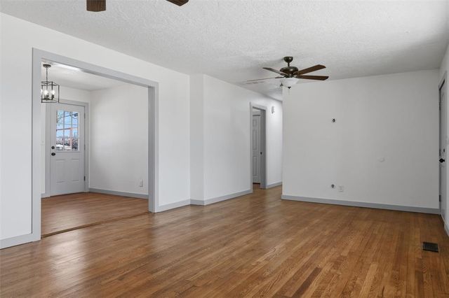 1203 Barbour Street, Norman, OK 73069