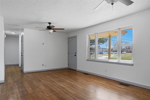 1203 Barbour Street, Norman, OK 73069