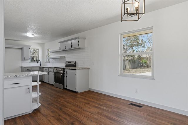 1203 Barbour Street, Norman, OK 73069