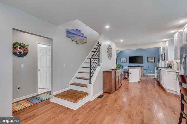 328 BRYANT AVE, Oaklyn, NJ 08107