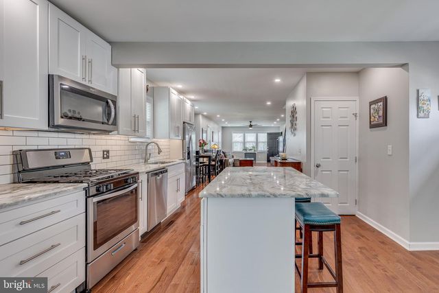 328 BRYANT AVE, Oaklyn, NJ 08107