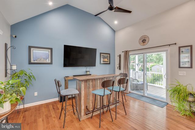 328 BRYANT AVE, Oaklyn, NJ 08107