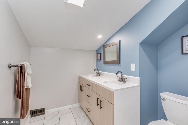 328 BRYANT AVE, Oaklyn, NJ 08107
