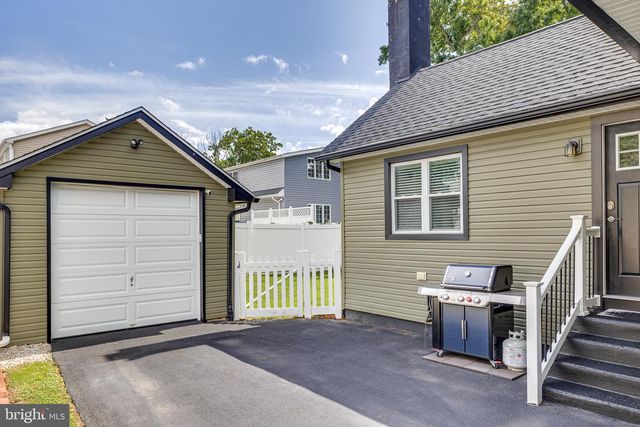 328 BRYANT AVE, Oaklyn, NJ 08107