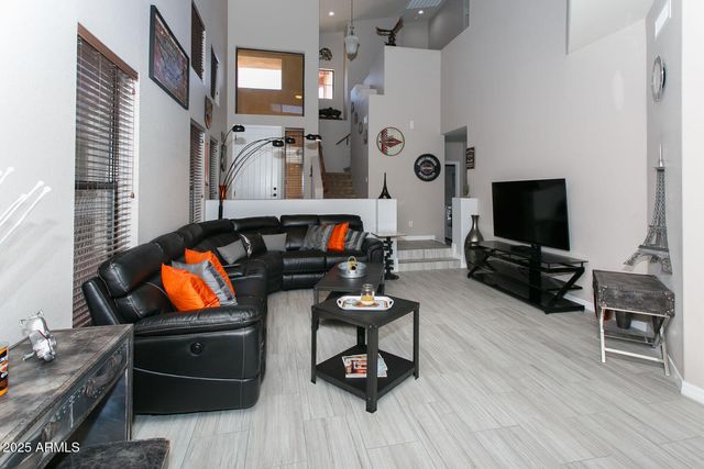 6903 E PORTIA Street, Mesa, AZ 85207