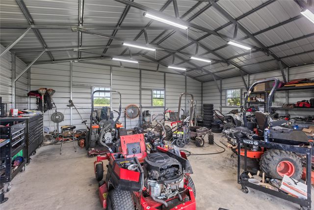 2461 County Road 44800, Blossom, TX 75416