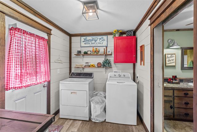 2461 County Road 44800, Blossom, TX 75416