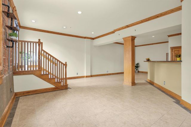 215 W Norma Street 104, Houston, TX 77009