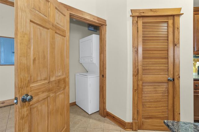 215 W Norma Street 104, Houston, TX 77009