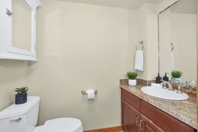 215 W Norma Street 104, Houston, TX 77009