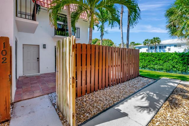 1251 S Federal Highway 102, Boca Raton, FL 33432