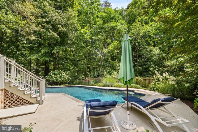 29 TALLY HO DR, Fredericksburg, VA 22405