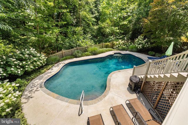 29 TALLY HO DR, Fredericksburg, VA 22405