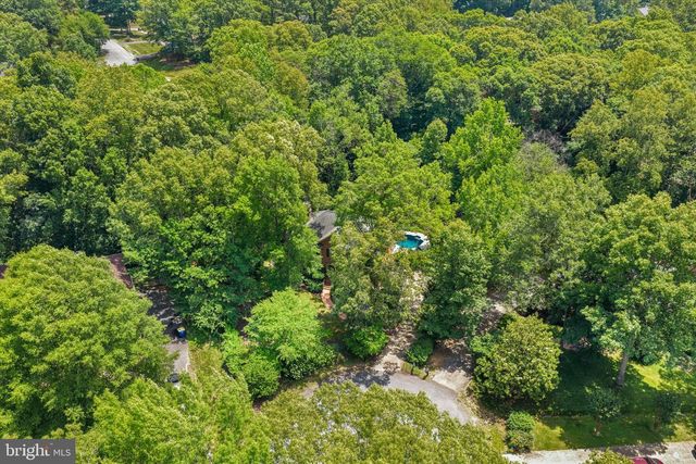 29 TALLY HO DR, Fredericksburg, VA 22405