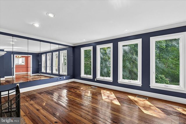 29 TALLY HO DR, Fredericksburg, VA 22405