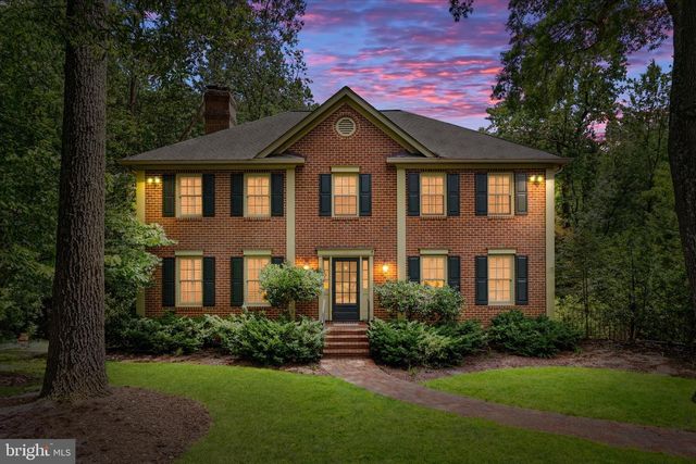 29 TALLY HO DR, Fredericksburg, VA 22405
