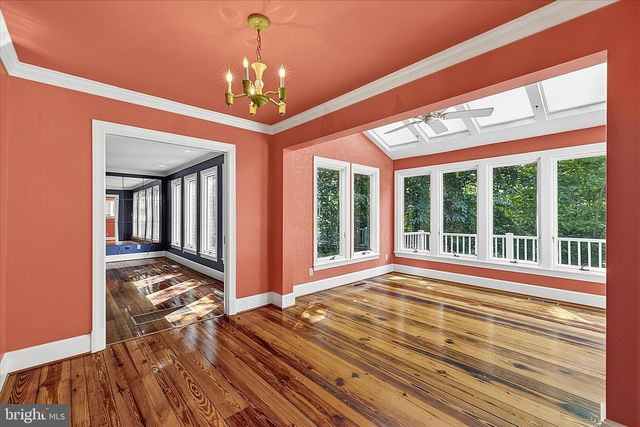 29 TALLY HO DR, Fredericksburg, VA 22405