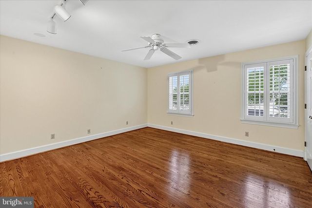 29 TALLY HO DR, Fredericksburg, VA 22405