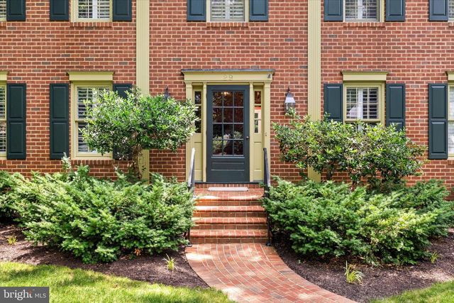 29 TALLY HO DR, Fredericksburg, VA 22405