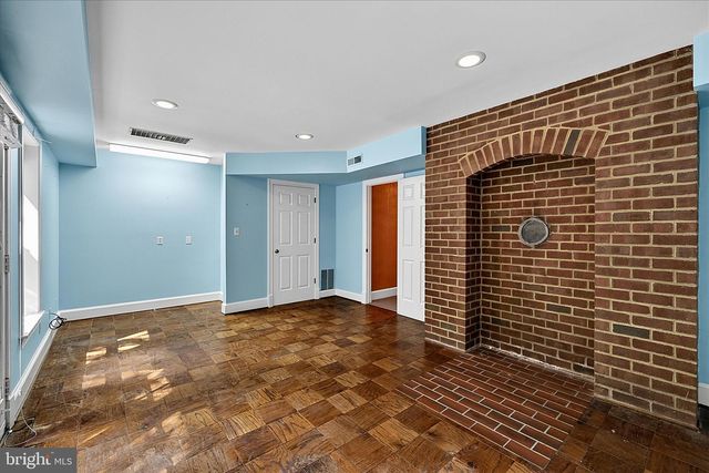 29 TALLY HO DR, Fredericksburg, VA 22405