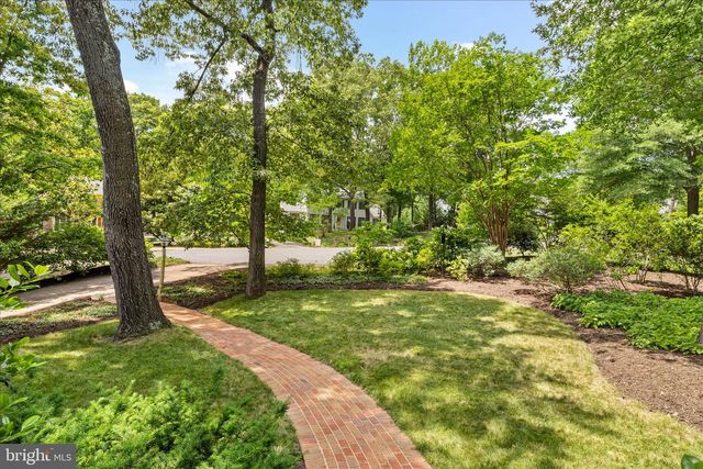 29 TALLY HO DR, Fredericksburg, VA 22405