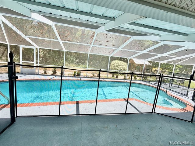 900 N Appalachian Terrace, Crystal River, FL 34429