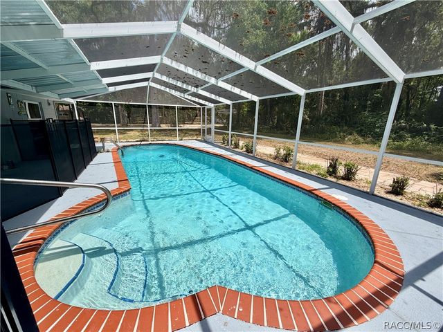 900 N Appalachian Terrace, Crystal River, FL 34429