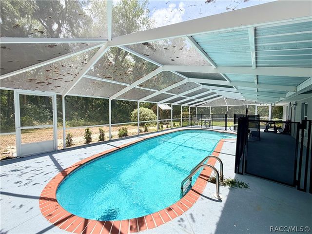 900 N Appalachian Terrace, Crystal River, FL 34429