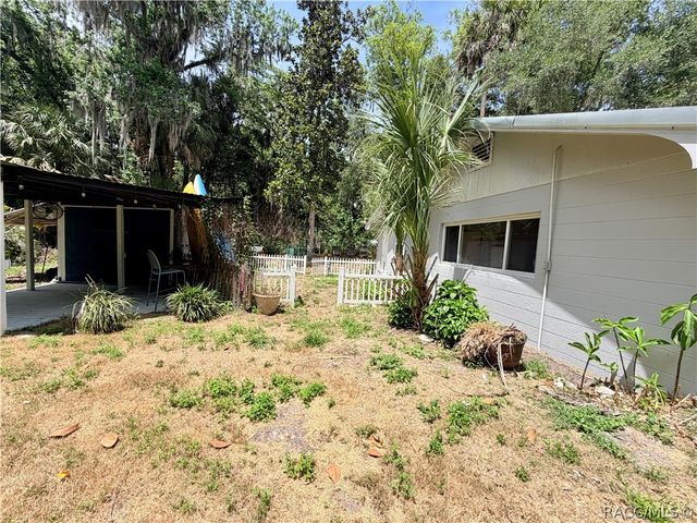 900 N Appalachian Terrace, Crystal River, FL 34429