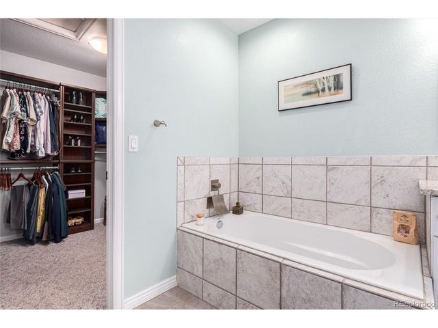 5225 S Harlan Way, Littleton, CO 80123