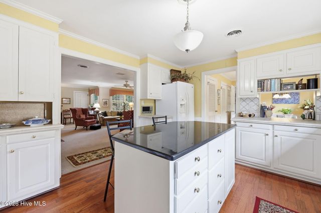 1713 Rosewood Drive, Greenville, NC 27858