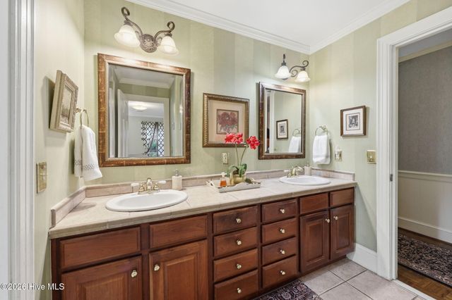 1713 Rosewood Drive, Greenville, NC 27858