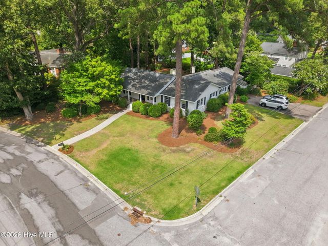 1713 Rosewood Drive, Greenville, NC 27858