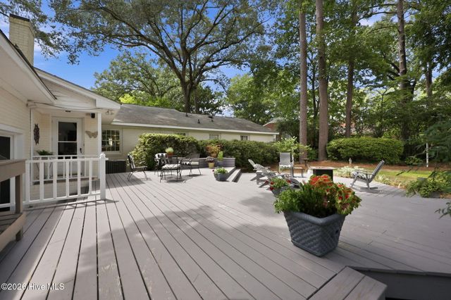 1713 Rosewood Drive, Greenville, NC 27858