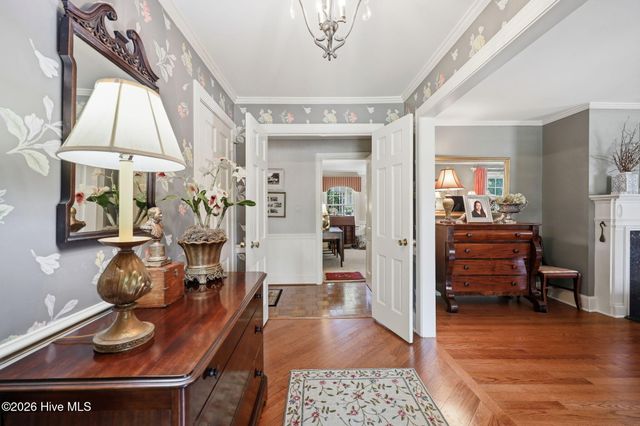 1713 Rosewood Drive, Greenville, NC 27858