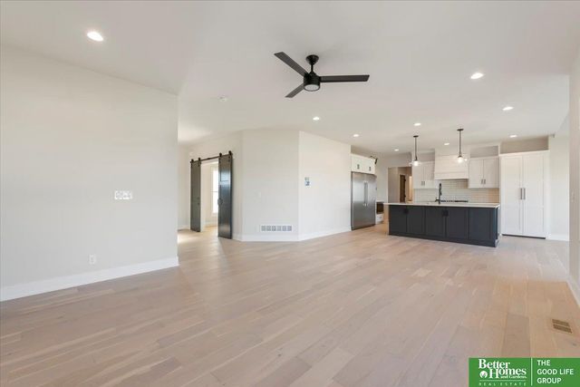 5520 N 213th Street, Elkhorn, NE 68022