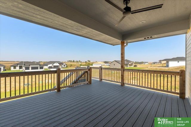 5520 N 213th Street, Elkhorn, NE 68022