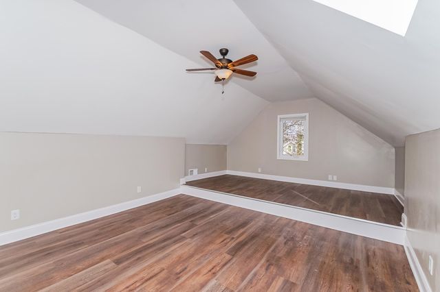 719 W 40th Street, Minneapolis, MN 55409